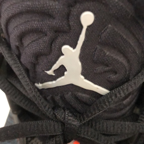 AIR JORDAN 28 CHRISTMAS BASKETBALL SNEAKERS MENS SIZE 9.5 - Picture 5 of 16